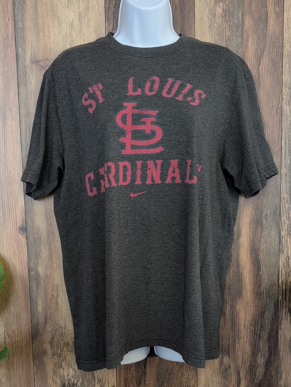 Nike Unisex St. Louis Cardinals Charcoal Tee with Red Logo L      F278